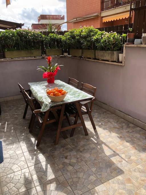 Apartment Luminoso Con Giardino Rom