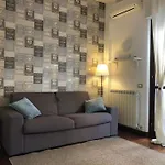 Appartamento Luminoso Con Giardino